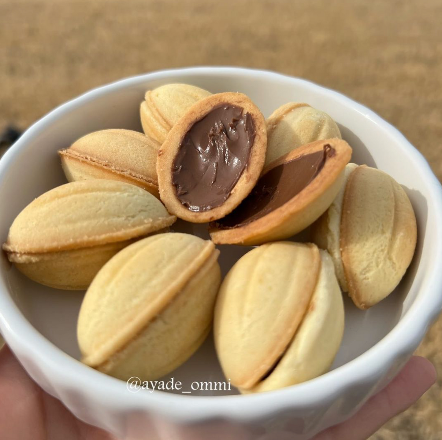 Nutella Stuffed Cookies